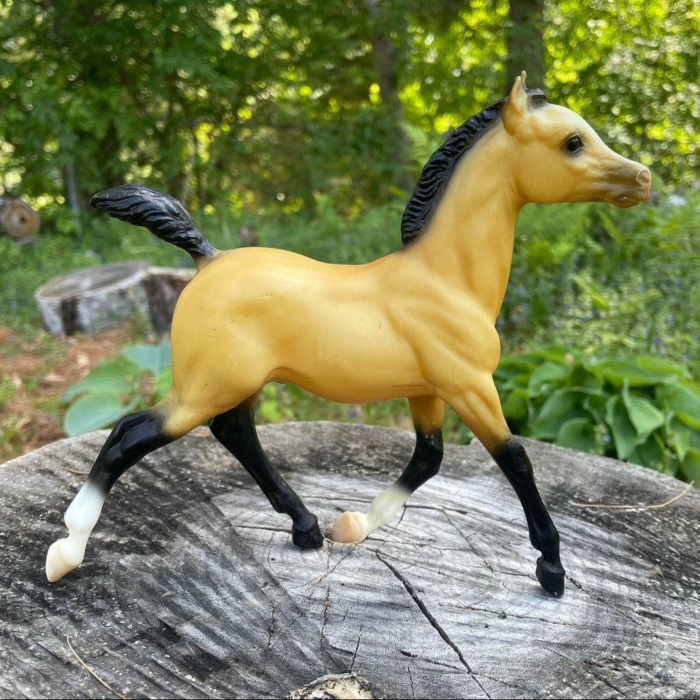 Breyer- Korinth Buckskin foal Model # 970